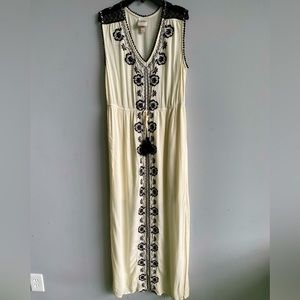 Knox Rose Boho Black and Cream Dress